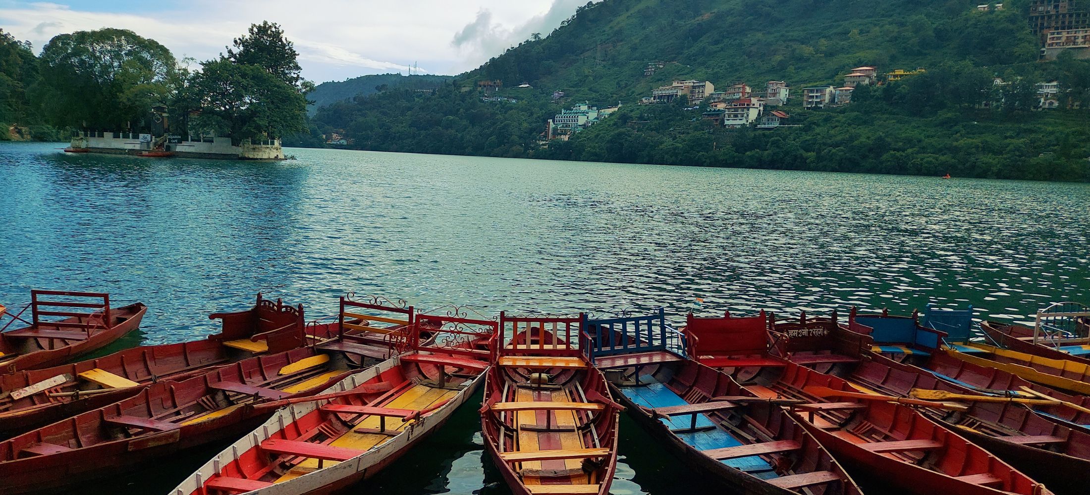 Nainital Nature Escape: Lakes, Peaks & Peace
